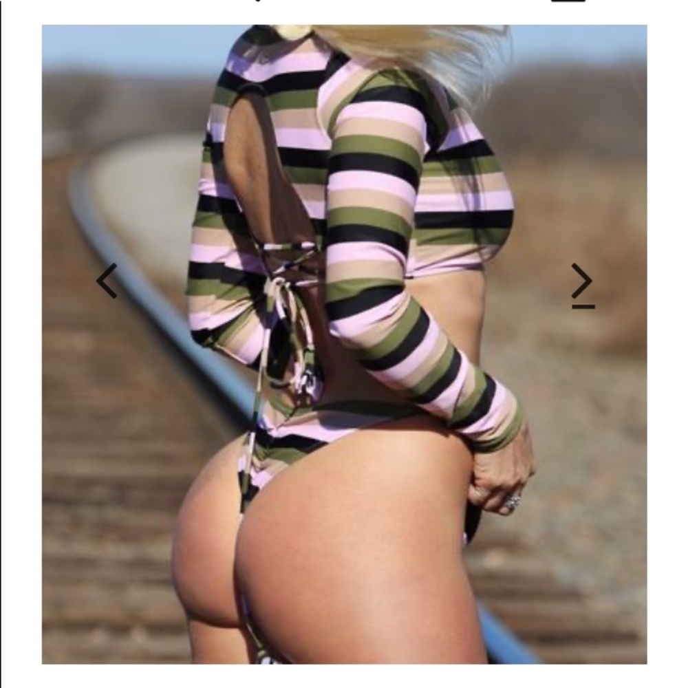 NWOT - Forever Young Brazilian Bottoms SZ MD